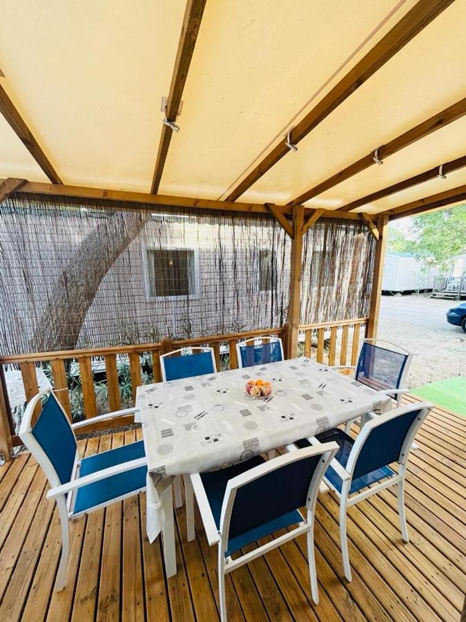 Mobil Home 8 Personnes Camping L'Elysee Vagues Oceanes Le Grau-du-Roi Luaran gambar